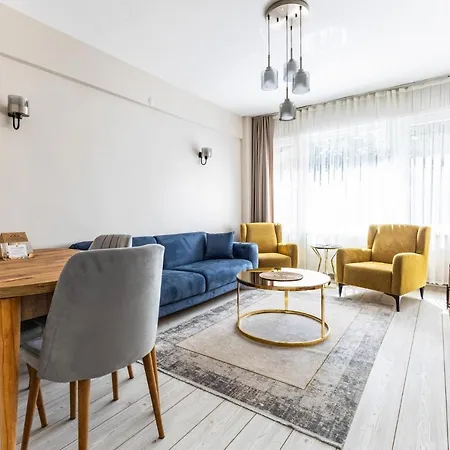 Apartment Modern Flat W Balcony 2 Min To Marmaray In Kadikoy